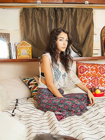 Cute model Jessem Floyd willingly strips to reveal her big natur