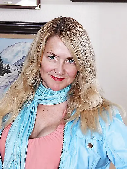 American beautiful stripping mom