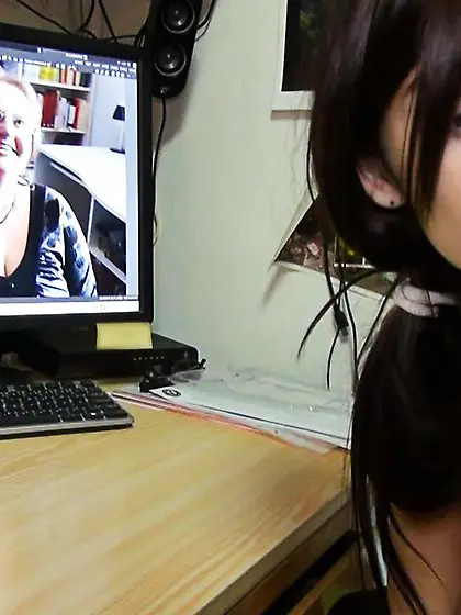 OmaHunter - Fat Woman and Teen Girl have sex