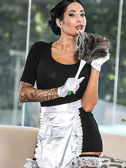 Horny maid with super-big knockers wants to have some fun and st