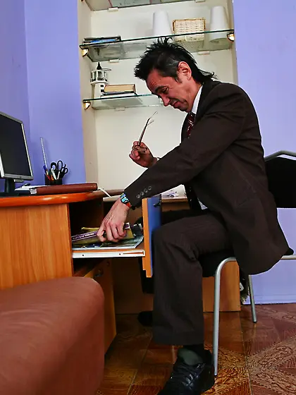 Meet teen babe Donna.