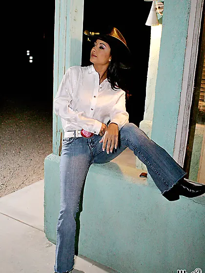 Hot brunette chick Carmen Hart strips her blue jeans and shows h