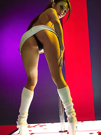 Beautiful tiny asian goddess