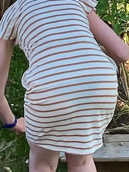 Unaware milf wife hidden pics