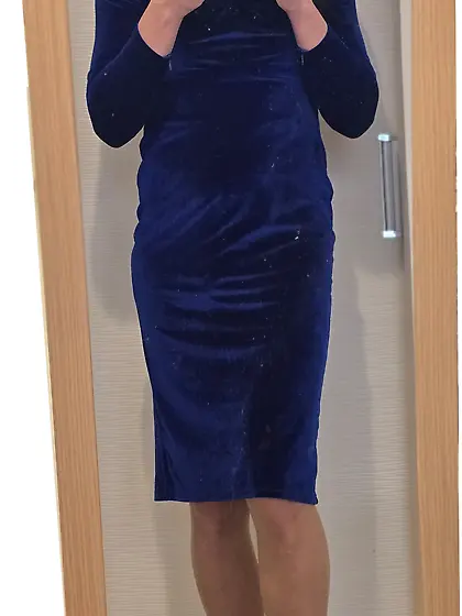 Ekaterina in blue dress