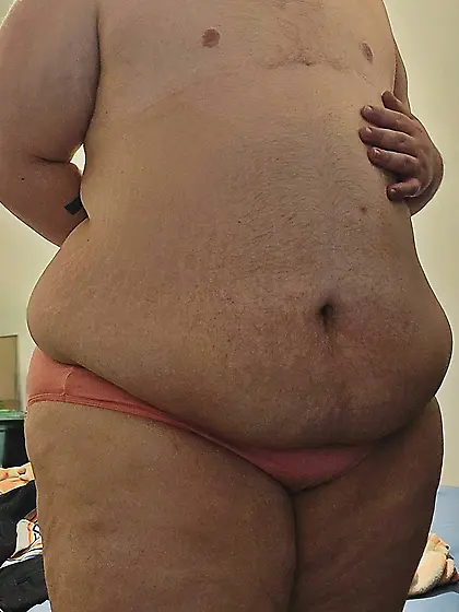 my fat piggy belly makes up for no tits right?