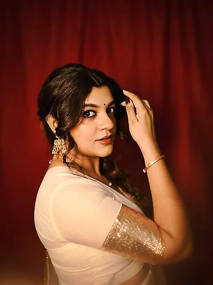 Mallu milk cow Aparna Balamurali