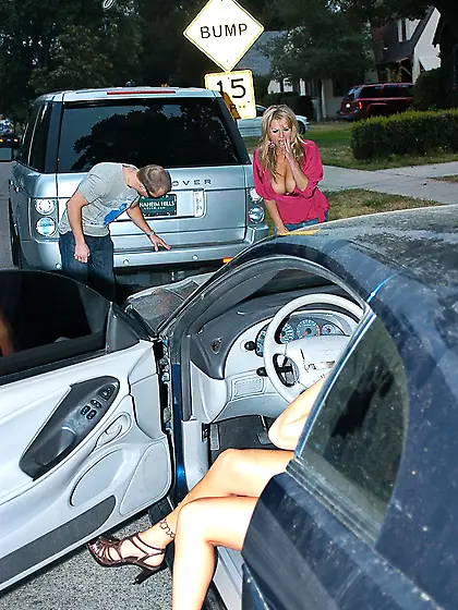 Busty chicks Morgan Ray and Kelly Madison have gathered together