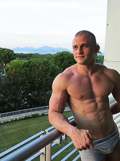 White young gay PumpingMan