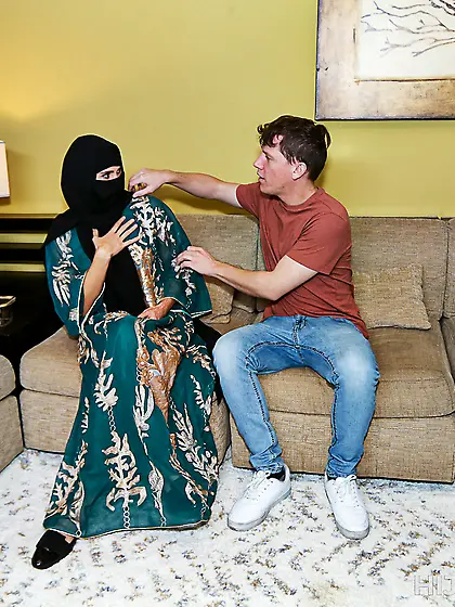 Busty arab MYLF Kell Fire gets her shaved pussy plowed