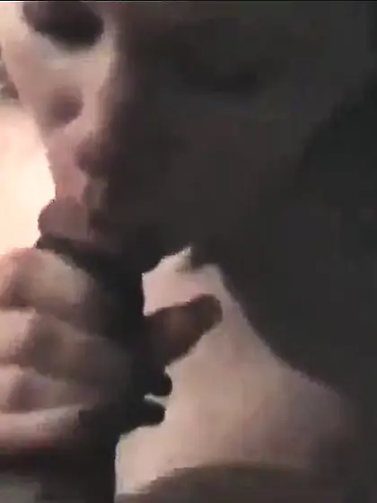 Hotwife Cathy sucking bbc