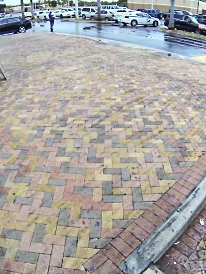 Short hair amateur teen pov creampie