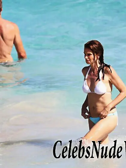 Cindy Crawford And Her Classic Hotness