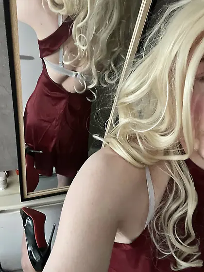 Being a sissy slut again