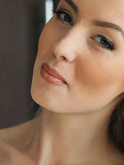 Bisexual grey eyes girl