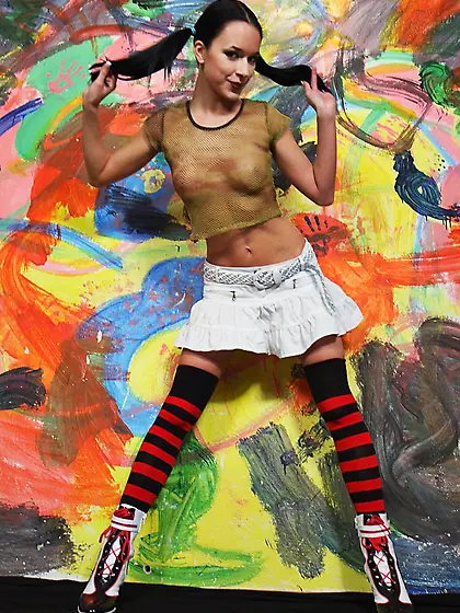 Gwen A strips her slutty mini skirt off and exposes her gaping h