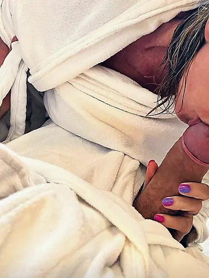 Stunning Swinger Summer