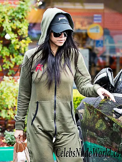 Pokies pics of Kourtney Kardashian
