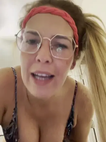 Rich Slut Blonde Milf