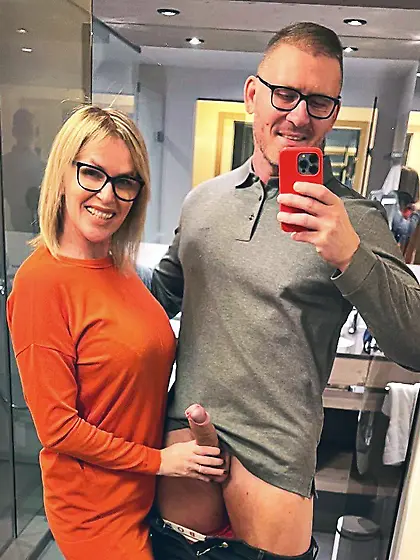 Stunning Swinger Summer