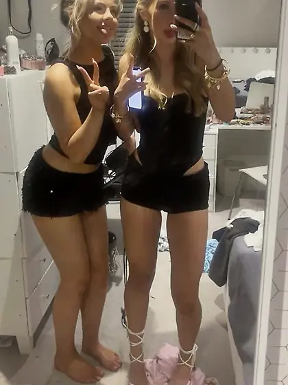 Legs for stroking the tip until it erupts