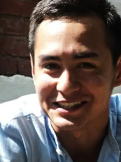 Brunette trevor perform close