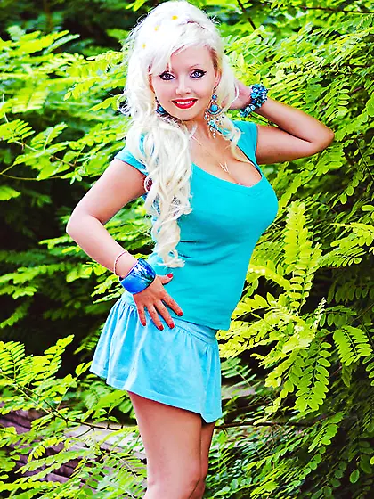 White milf blonde hair