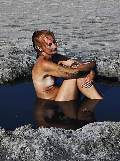 In the healing mud of salt lake Elton 3