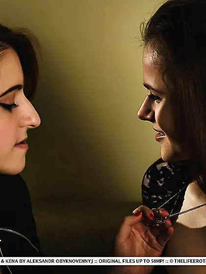 Lesbian brunettes living room