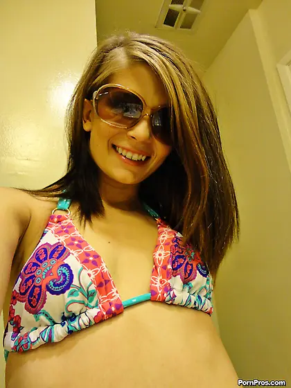 Merry cutie bends down to suck a big dick,  later takes it into h