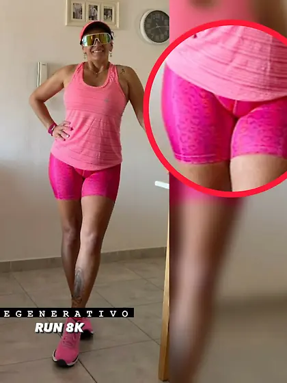 Milf hot cameltoe and ass (3)