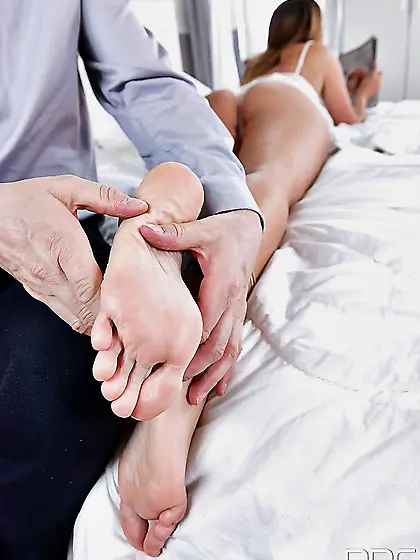 Russian sexy feet footjob