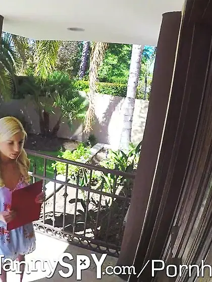 Slutty blonde chick pounded hard by bbc