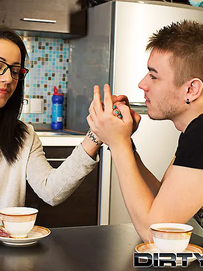 Hung porn stud fucks