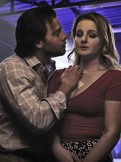 Eliza Eves sits her shaved pussy down on a hard dick