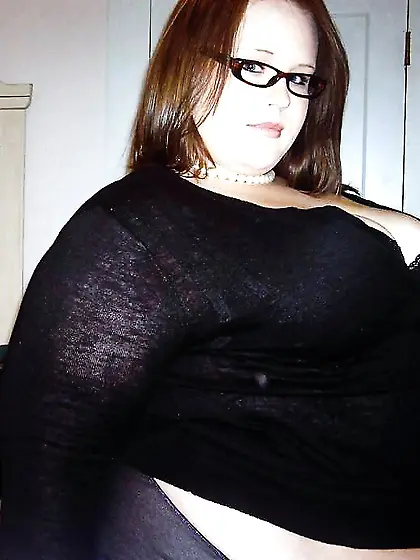 ANABELLE 25 ANS PARIS 149 KGS