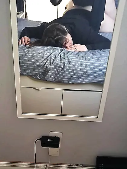 Fucking the boss before her virtual Teams meeting