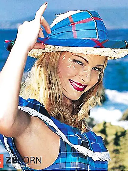 Claudia Jamsson rectal cum-shot gang.