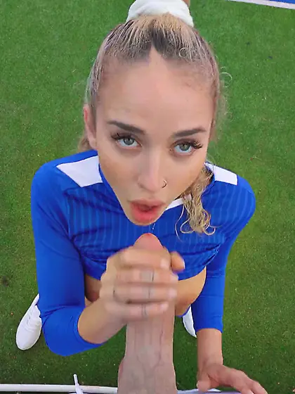 Petite football babe with small cans gets screwed outdoors