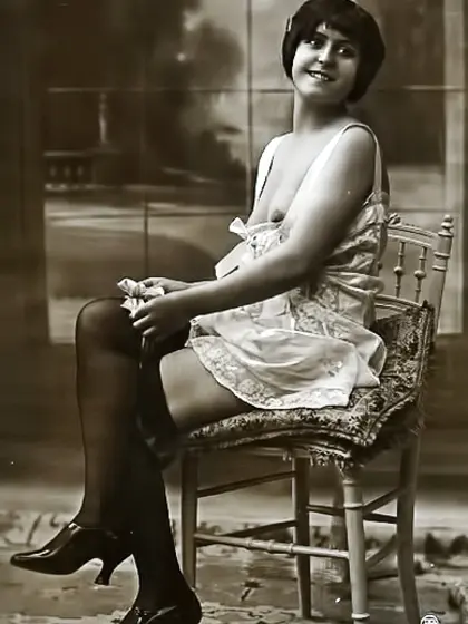 Vintage cutie perky tits