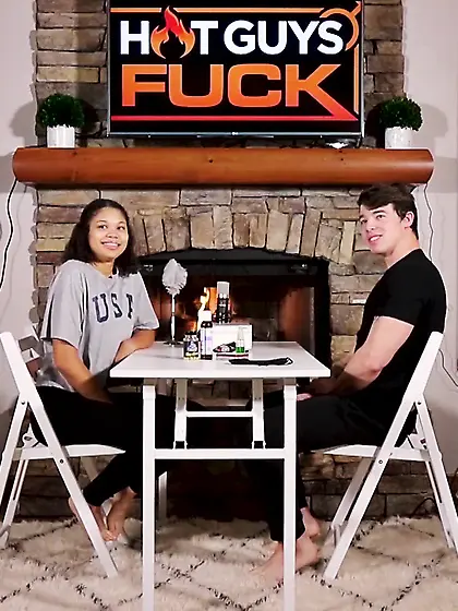 Michelle Anderson sucks BF's cock in 69 position before getting