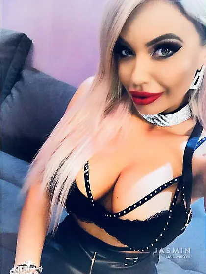 Bisexual grey eyes girl