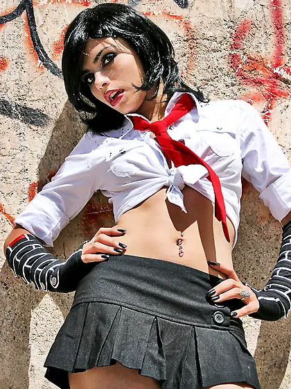 Foxy teen slut True Tere teases us outdoors in naughty sexy scho