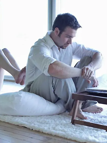 Pale skinned blonde teen Allie James gives gloriuos oral sex and