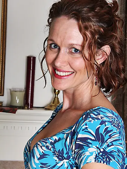 Hot mature beautiful