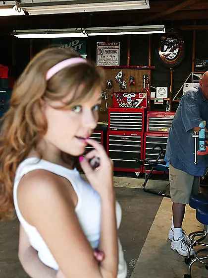 Luscious teen Nicole Ray shows that she is already a real pro of